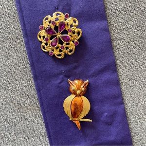 Lot of vintage ‘80s and ‘90s brooches